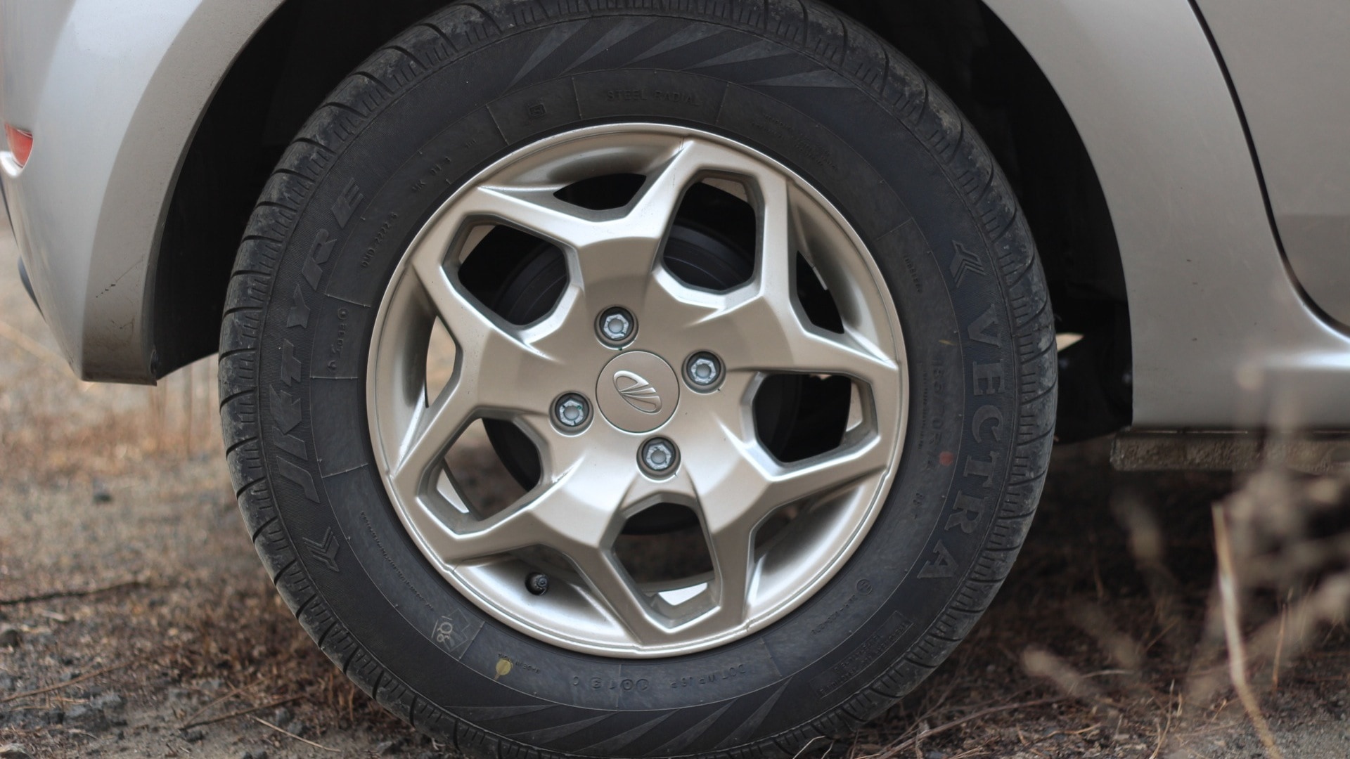 Mahindra-Verito-Vibe- Exterior